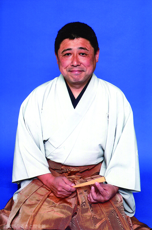 三遊亭右左喜(小出正彦教育委員)画像