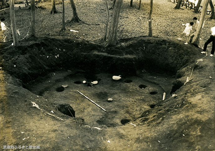 御殿山遺跡調査の様子の写真1