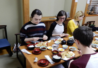 天ぷら屋で昼食の写真