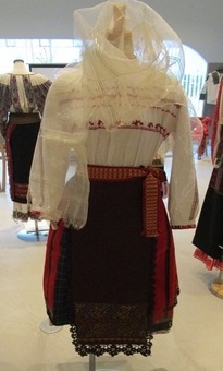 ドブロジア地方の民族衣装