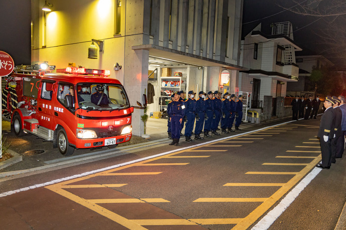 写真: 歳末警戒の様子