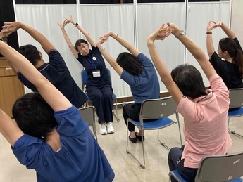 体操しているところの写真