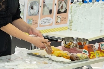 湯煎調理しているところの写真