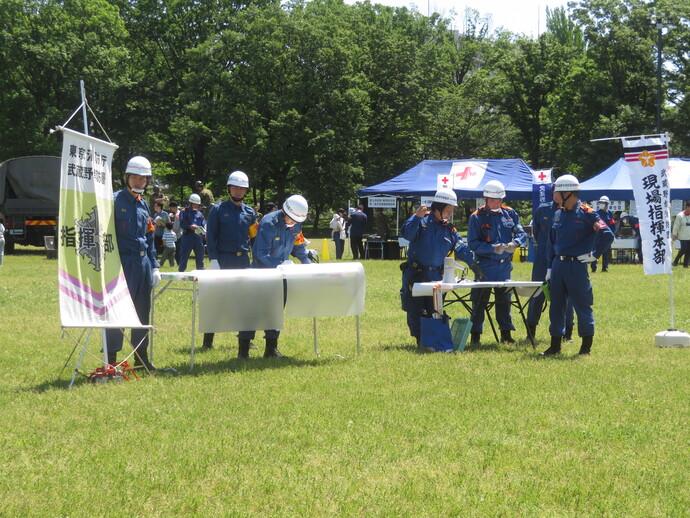 写真：はらっぱ水防・防災フェスタ 水防訓練