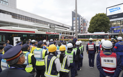 3月11日 火曜日 吉祥寺駅周辺帰宅困難者対策訓練の写真