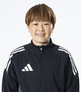 宮間あや