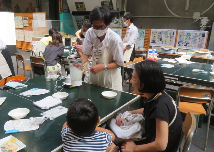 牛乳紙パックで作る手すきはがき