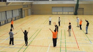 ストレッチ、体操の様子
