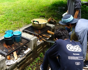 Teens Camp Day 野外炊事の様子