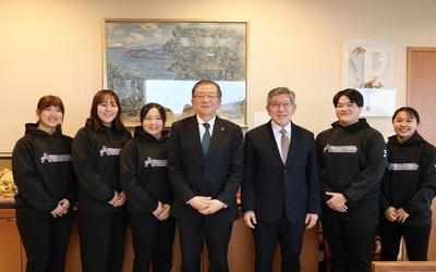 2月17日 火曜日 横河武蔵野アルテミ・スターズ表敬訪問の写真