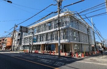 ささえーるむさしの(五日市街道側)